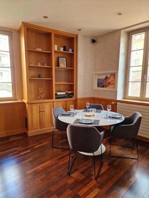 Appartement Annecy Centre Historique Parking Inclus エクステリア 写真